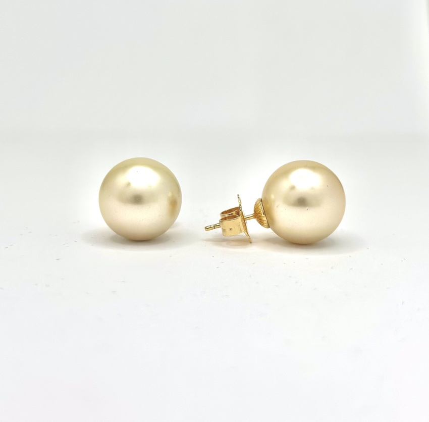 Orecchini classici perla - crema  