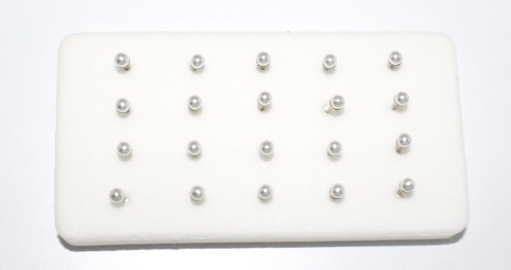 Piercing perla Naso